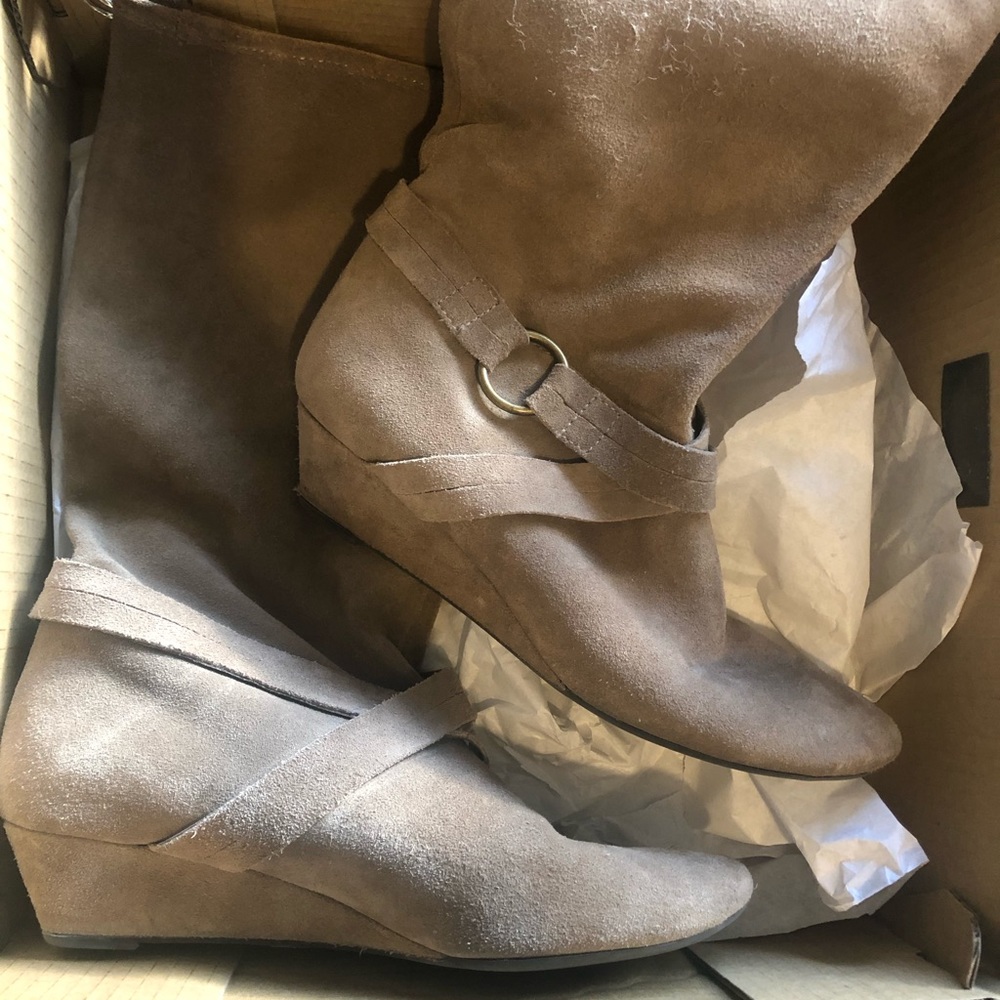 DKNYC Boots